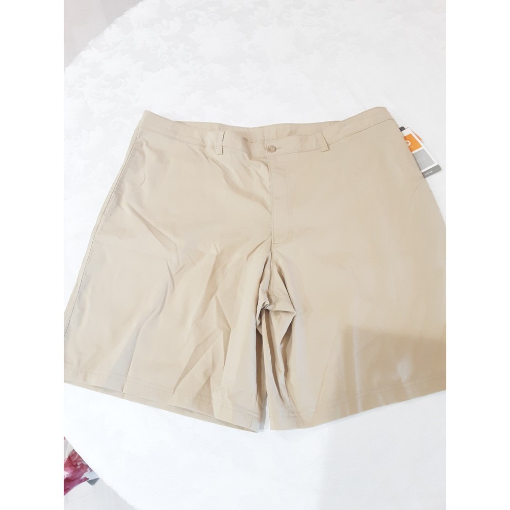 Champion Stretch shorts men size 42 Khaki 10 Inch Inseam Classic